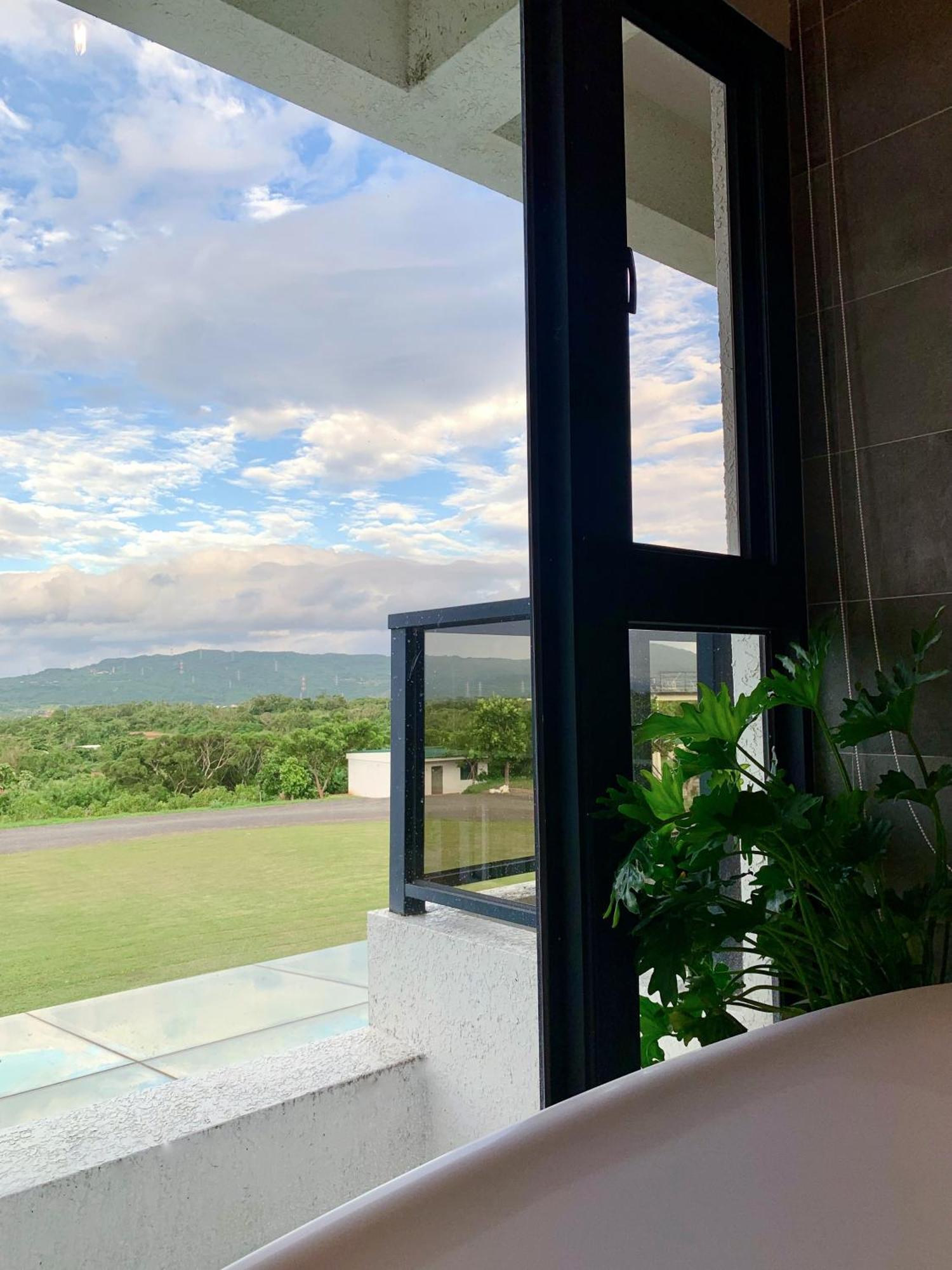 Still Hills Inn Hengchun Exterior photo