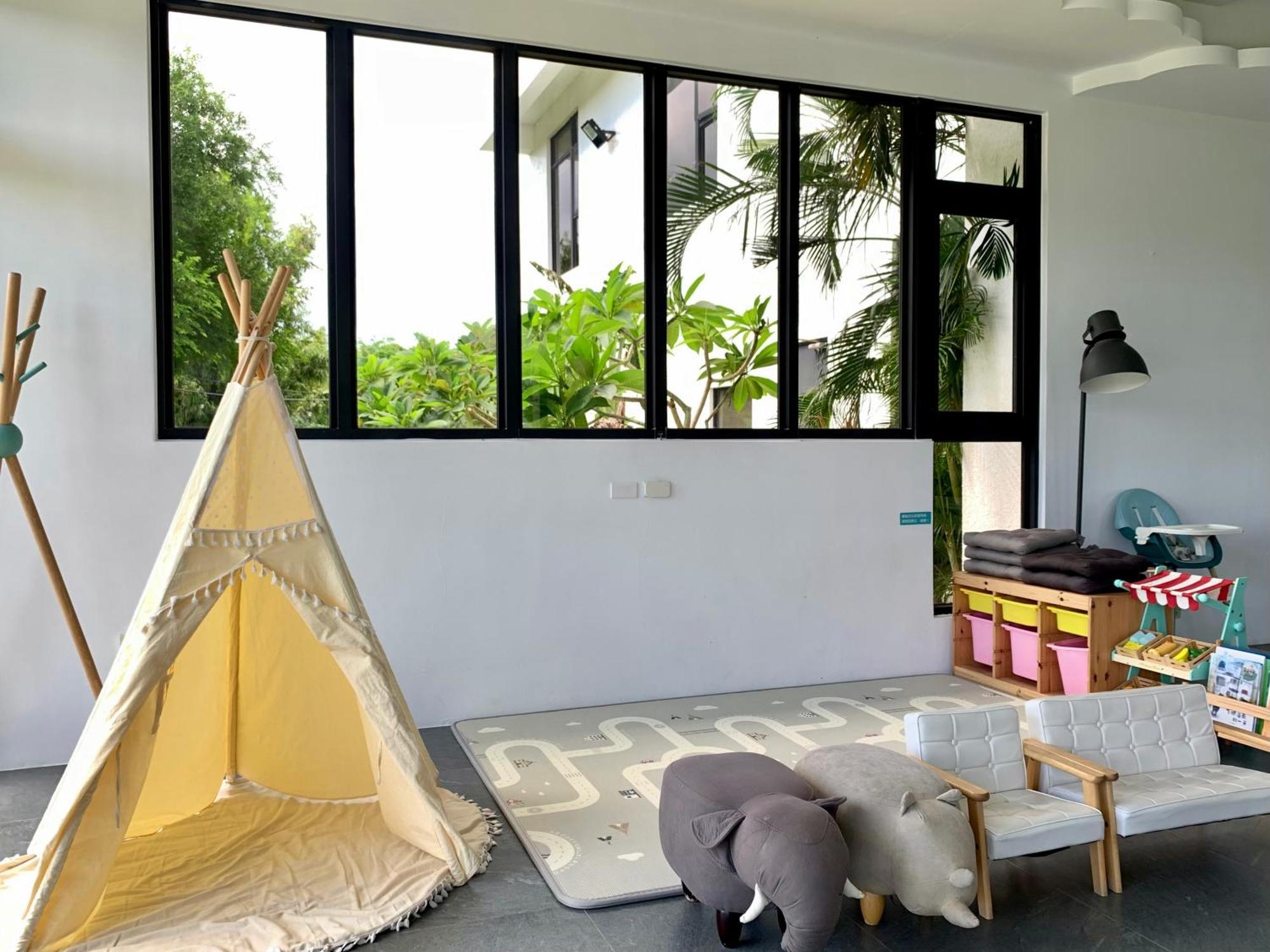 Still Hills Inn Hengchun Exterior photo