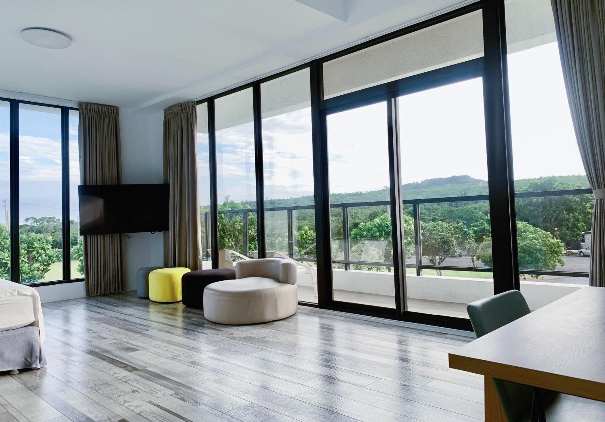 Still Hills Inn Hengchun Exterior photo